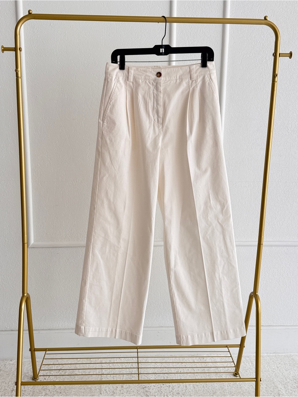 The REISS Astrid trouser wide leg pleat front pant size 6 cream - Picture 4 of 10